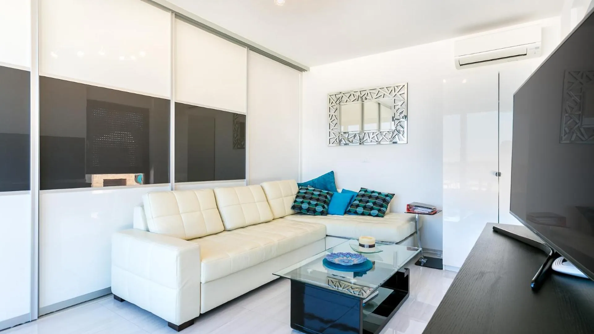 Vizula D - App Ulla - Mpolo Apartment Medulin