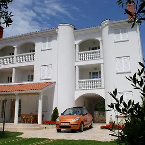  Apartment Paloma Blanca